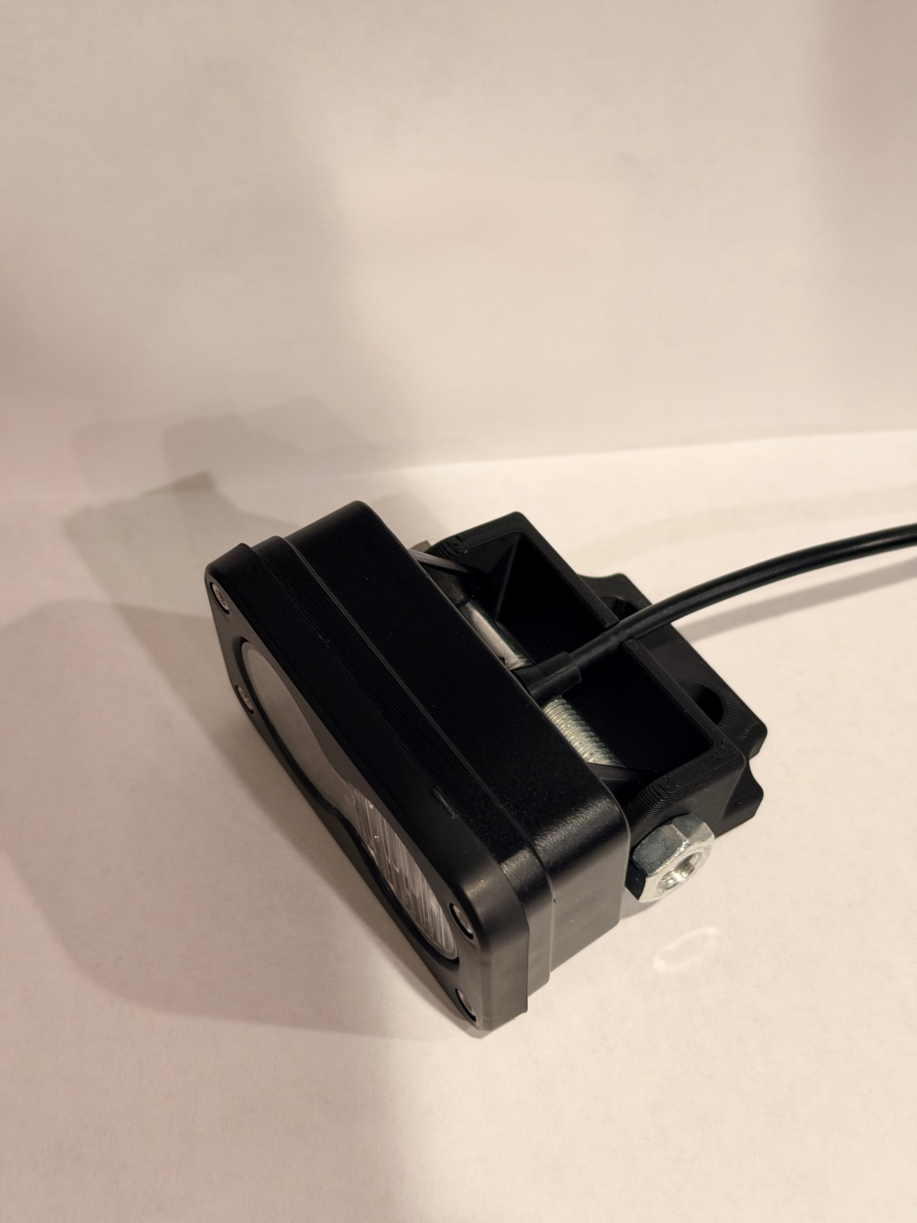 Tuttio baja light mount